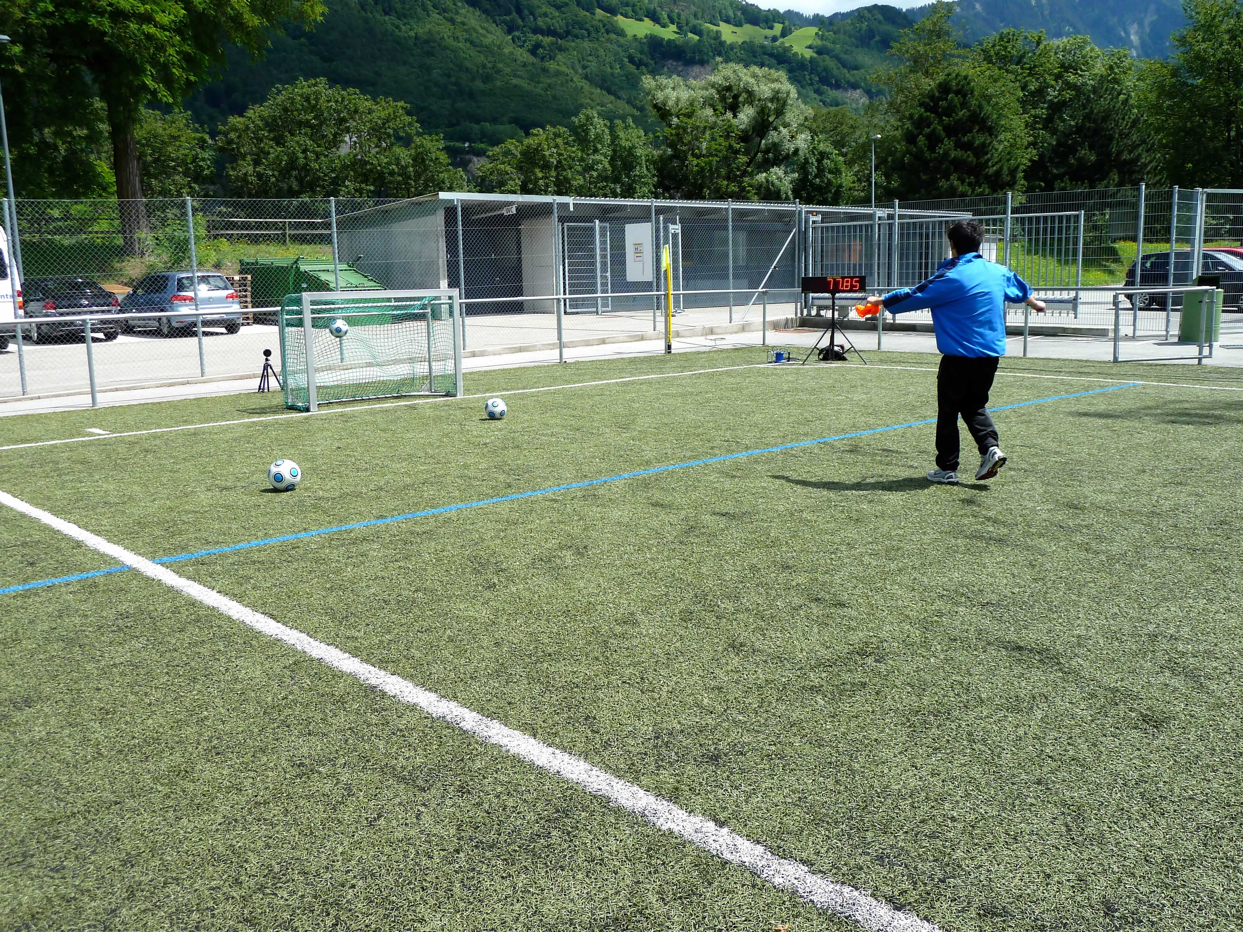 bungy4rent- Ball Geschwindigkeitsmesser- Tor Radar Vermietung, Fussball  Geschwindigkeitsmesser mieten Schweiz